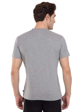 गैलरी व्यूवर में इमेज लोड करें, Men's Regular Fit Basic Plain Cotton T-Shirt